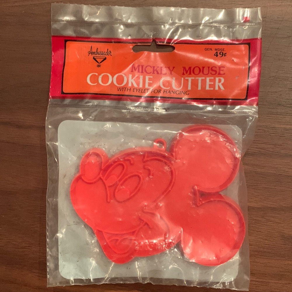 Vintage Mickey Mouse cookie cutter